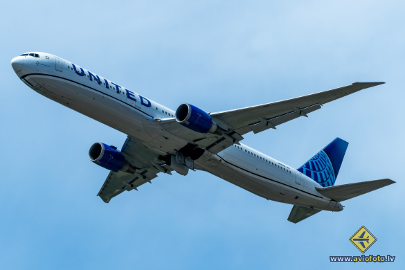 Boeing 767-424/ER