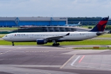 Airbus A330-323