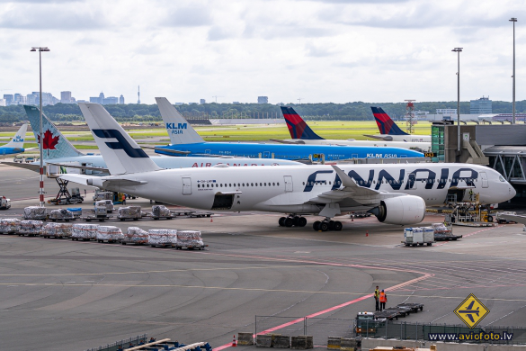 Airbus A350-941