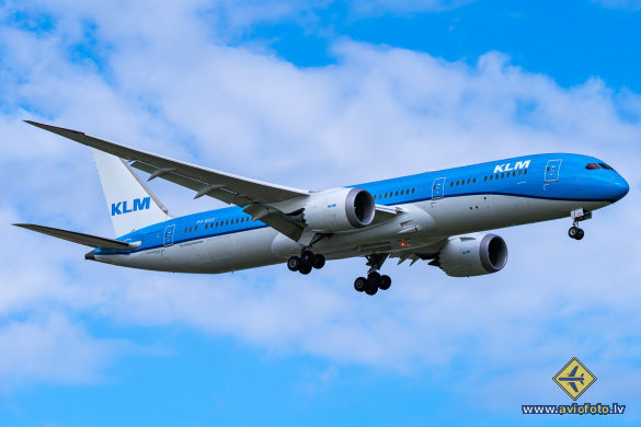 Boeing 787-9 Dreamliner