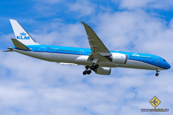 Boeing 787-9 Dreamliner