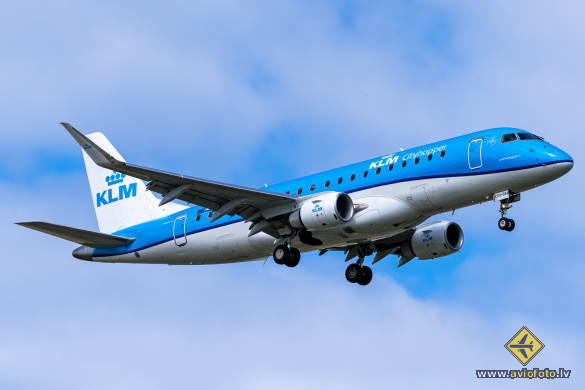 Embraer 175STD (ERJ-170-200STD)