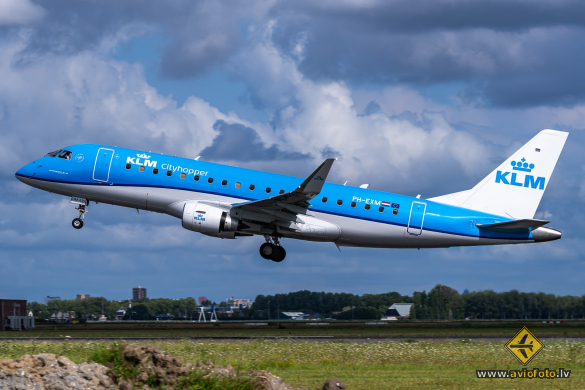 Embraer 175STD (ERJ-170-200STD)