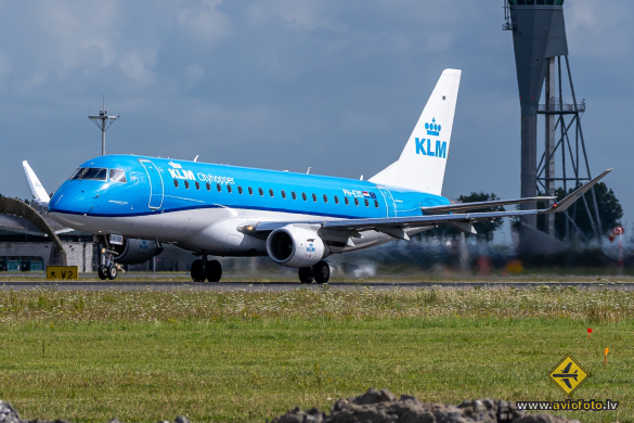 Embraer 175STD (ERJ-170-200STD)