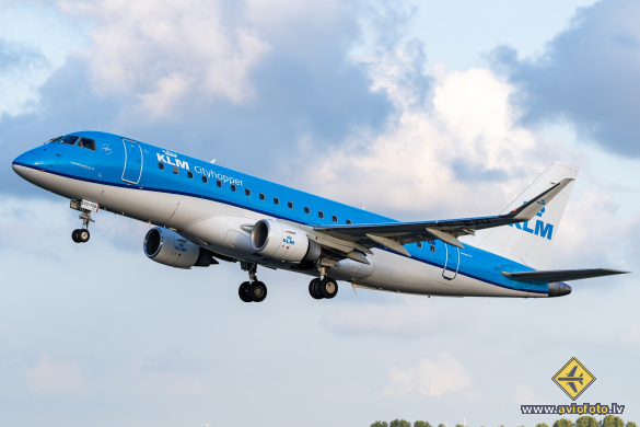 Embraer 175STD (ERJ-170-200STD)