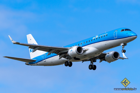 Embraer 190STD (ERJ-190-100STD)