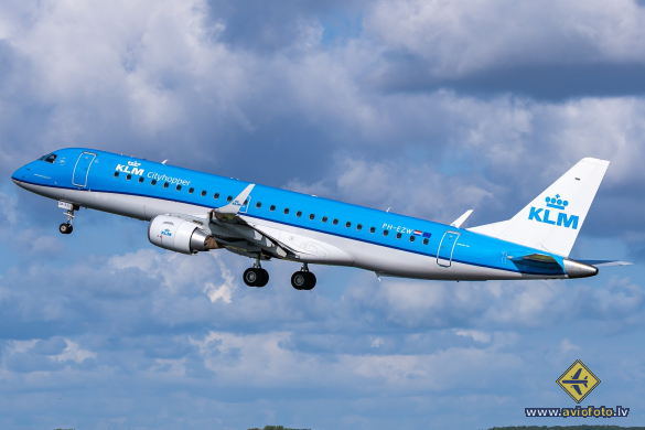 Embraer 190STD (ERJ-190-100STD)