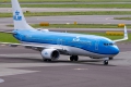 Boeing 737-8K2