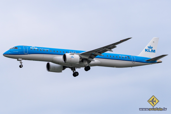 Embraer 195 E2 STD (ERJ-190-400STD)