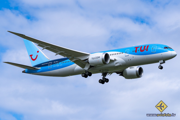 Boeing 787-8 Dreamliner