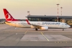 Boeing 737-8F2