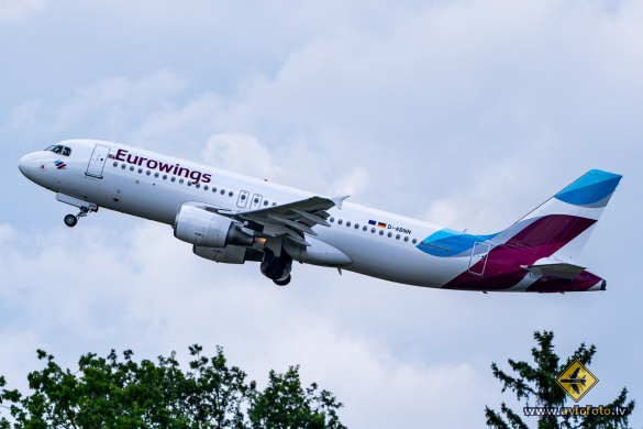 Airbus A320-214