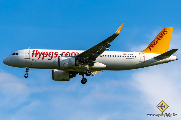 Airbus A320-251N