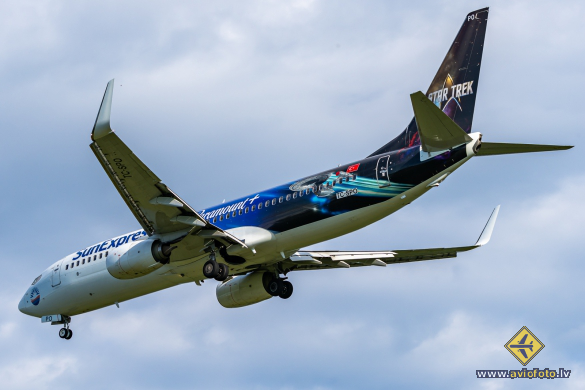 Boeing 737-8MA