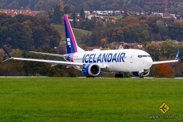 Boeing 737-8 MAX