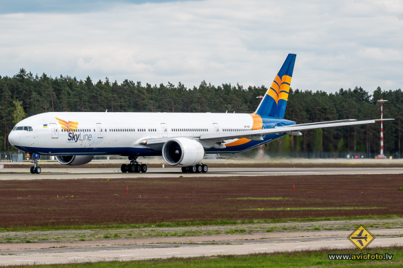 Boeing 777-31H/ER
