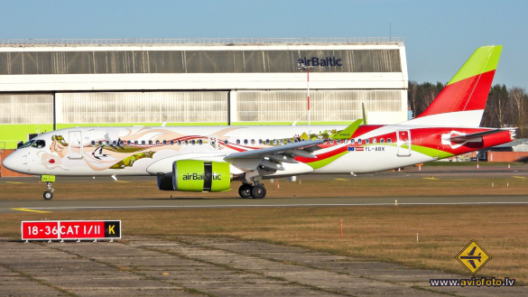 Airbus A220-300