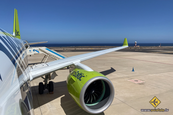 Bombardier CSeries CS300 (BD-500-1A11)