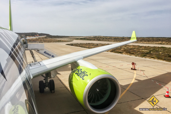 Bombardier CSeries CS300 (BD-500-1A11)