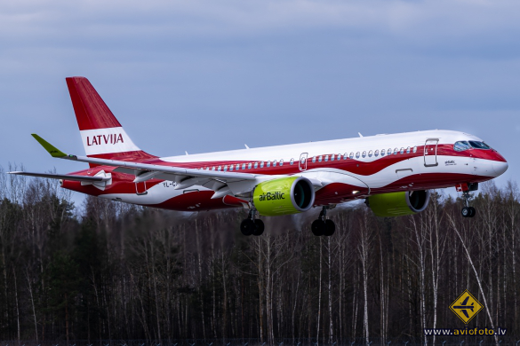 Airbus A220-300