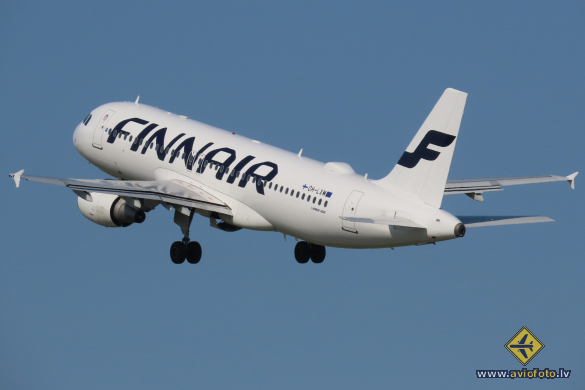 Airbus A320-214