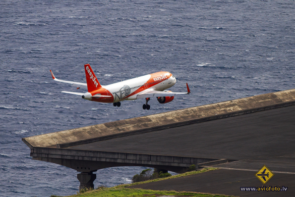 Airbus A320-251N