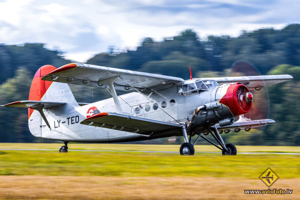 Antonov (PZL-Mielec) An-2T