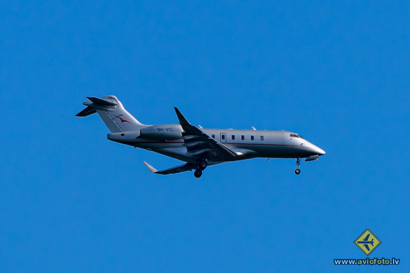 Bombardier Challenger 350 (BD-100-1A10)