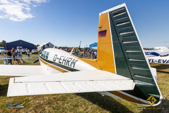 Mooney M-20E Chapparal