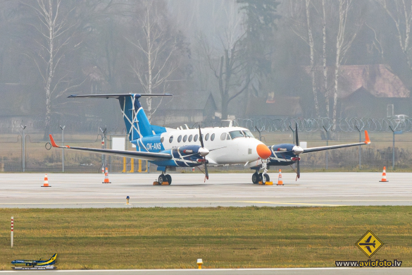 Beech Super King Air 350 (B300)