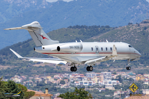 Bombardier Challenger 300 (BD-100-1A10)