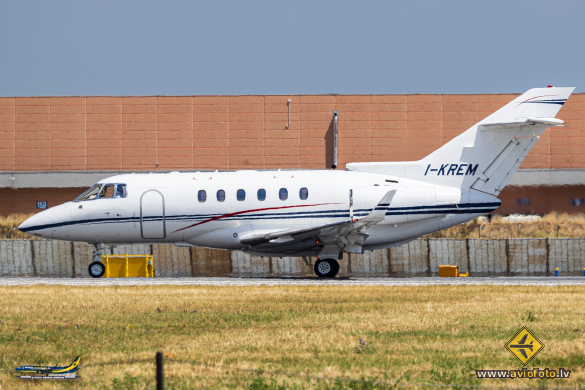 Raytheon Hawker 800XP