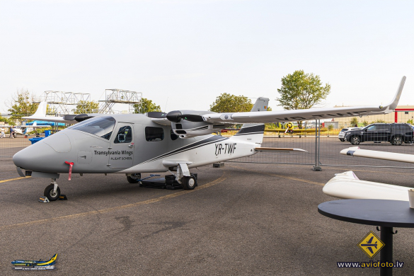 Tecnam P-2006T