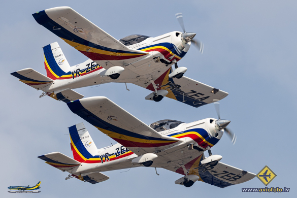 Zlin Z-242L