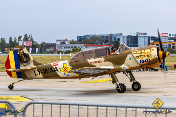 Yakovlev (Aerostar) Yak-52TW
