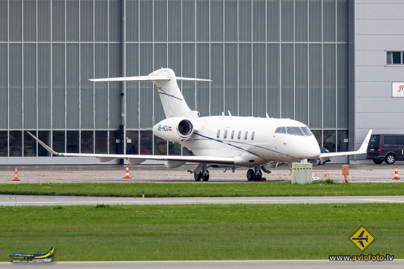 Bombardier Challenger 350 (BD-100-1A10)