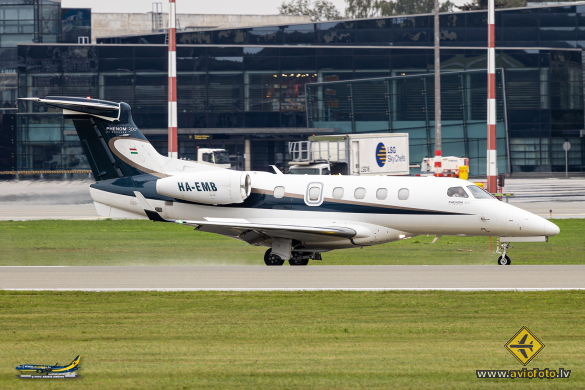Embraer EMB-505 Phenom 300