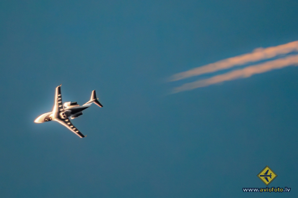 Bombardier Challenger 604 (CL-600-2B16)