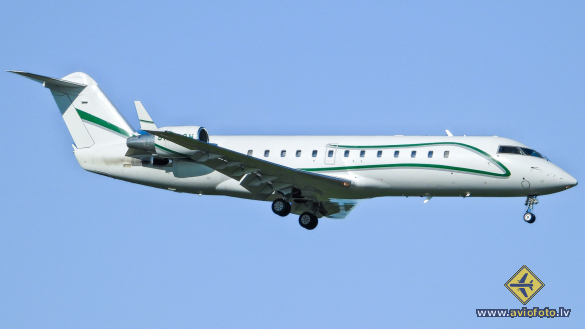 Bombardier Challenger 850 (CRJ-200SE/CL-600-2B19)