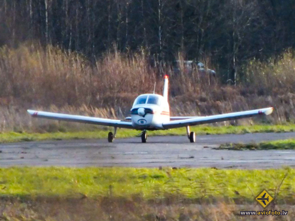 Piper PA-28-140