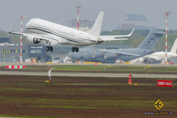 Embraer Lineage 1000 (ERJ-190-100ECJ)