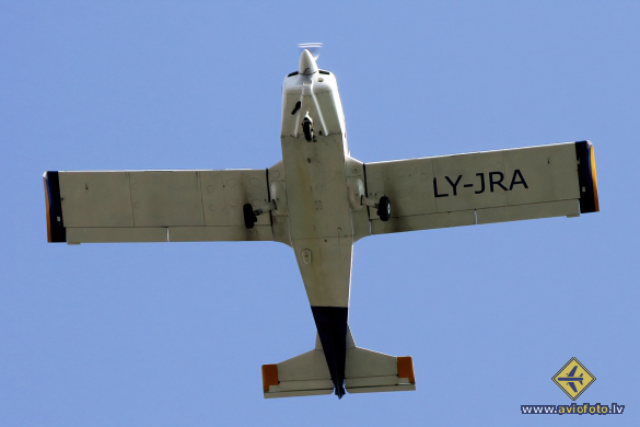 Grumman American AA-5 Traveler