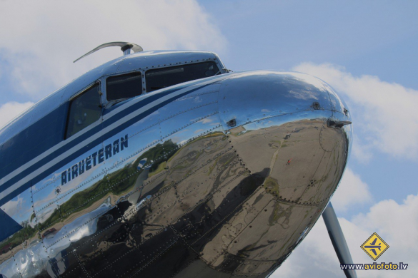 Douglas C-53C Skytrooper (DC-3A)