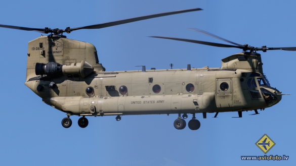 Boeing CH-47F Chinook
