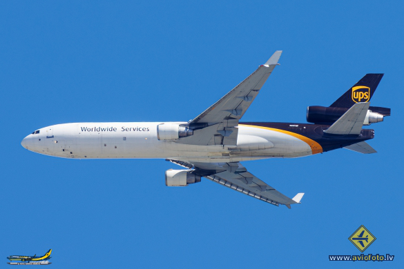 McDonnell Douglas MD-11