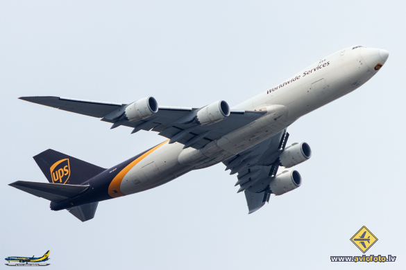 Boeing 747-84AF