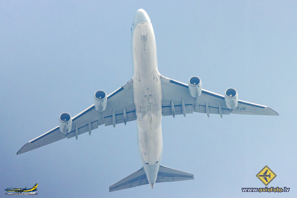Boeing 747-867F/SCD