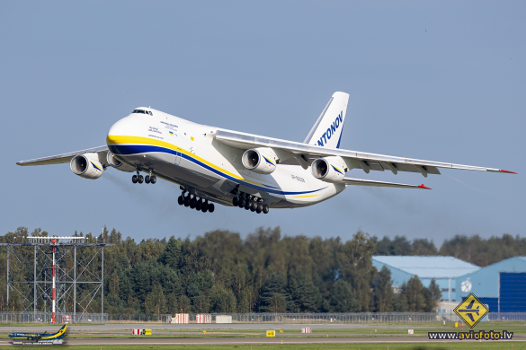 Antonov An-124-100M Ruslan