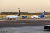 Boeing 737-3Y0(SF)