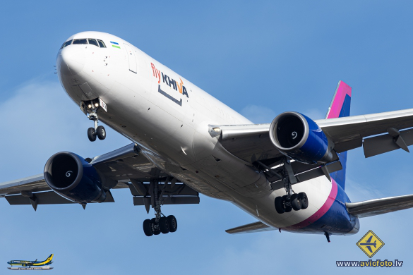 Boeing 767-304/ER(BCF)